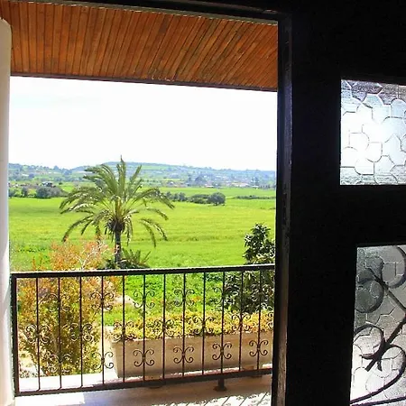 בית הארחה Farm House Hotel & Garden Restaurant At Rizokarpasso *